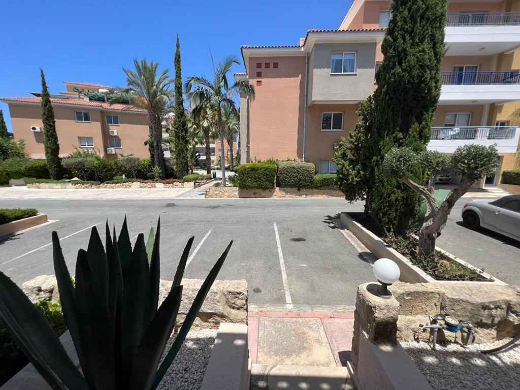 Casa Del Sol Townhouse In Iris Village Paphos Ngoại thất bức ảnh