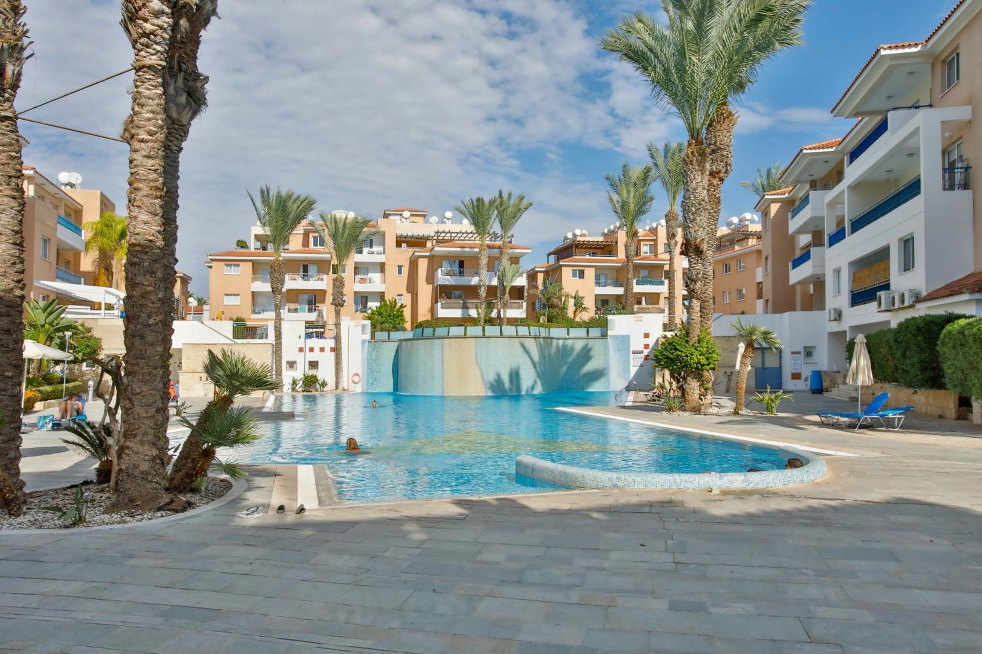 Casa Del Sol Townhouse In Iris Village Paphos Ngoại thất bức ảnh