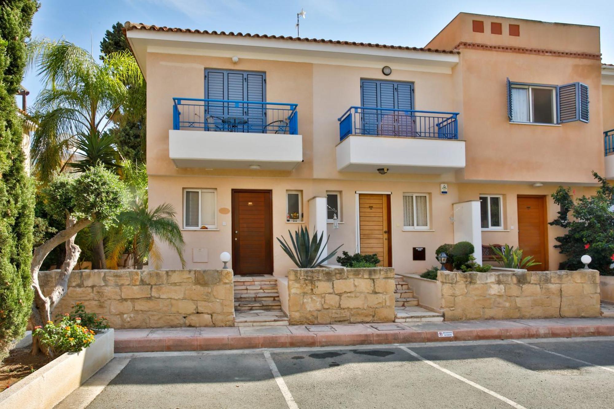 Casa Del Sol Townhouse In Iris Village Paphos Ngoại thất bức ảnh