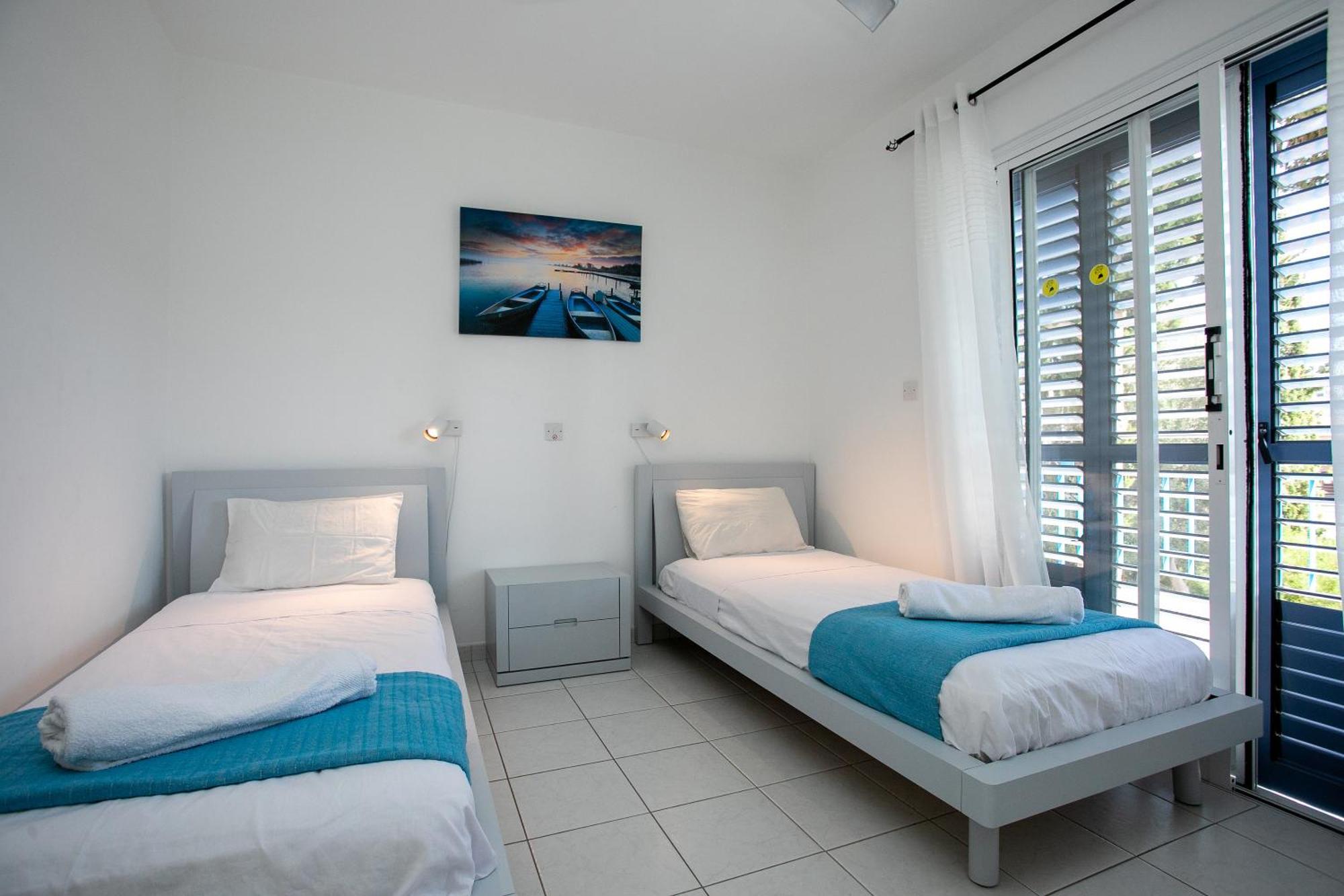 Casa Del Sol Townhouse In Iris Village Paphos Ngoại thất bức ảnh
