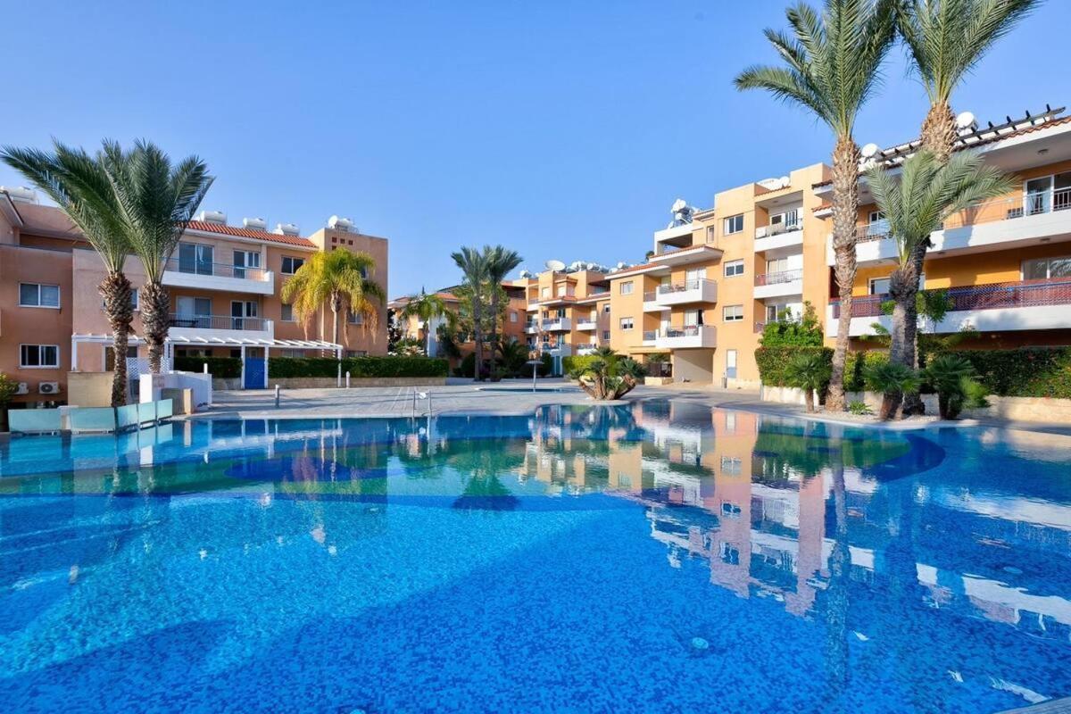 Casa Del Sol Townhouse In Iris Village Paphos Ngoại thất bức ảnh
