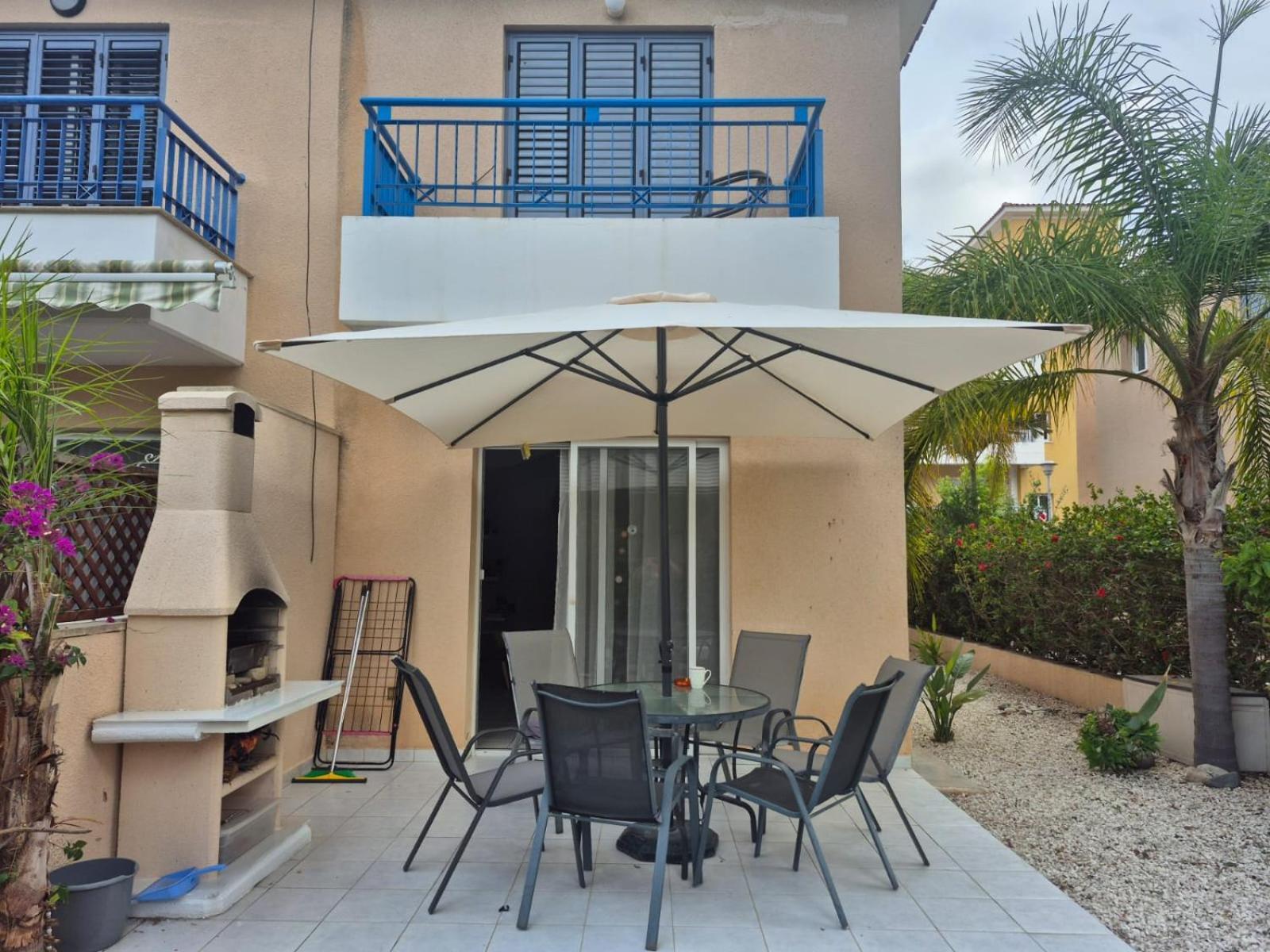 Casa Del Sol Townhouse In Iris Village Paphos Ngoại thất bức ảnh